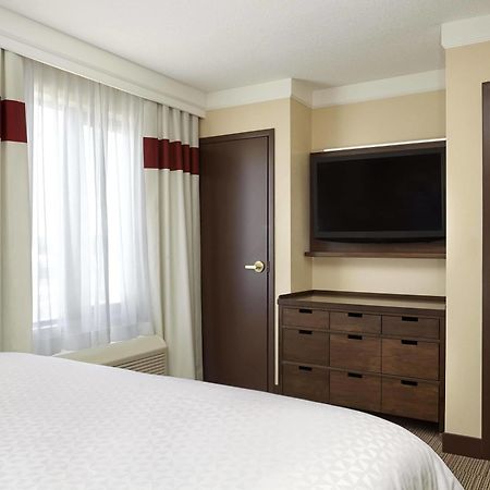 Four Points By Sheraton Kitchener-滑铁卢 外观 照片