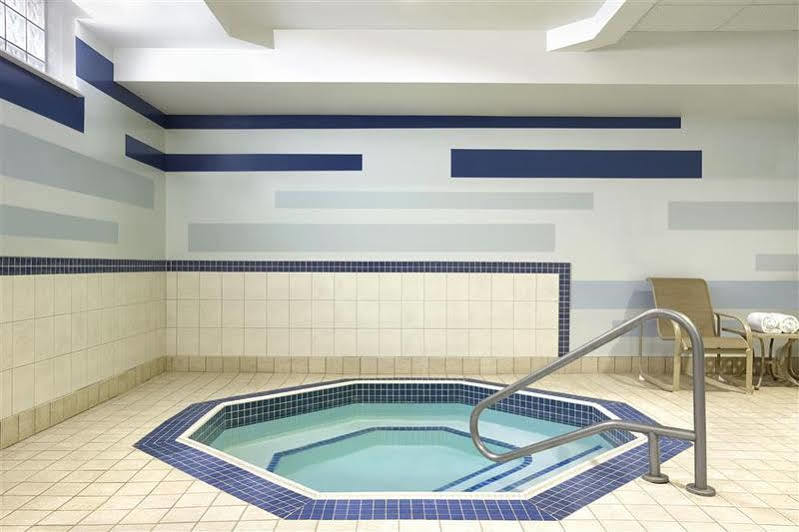 Four Points By Sheraton Kitchener-滑铁卢 外观 照片