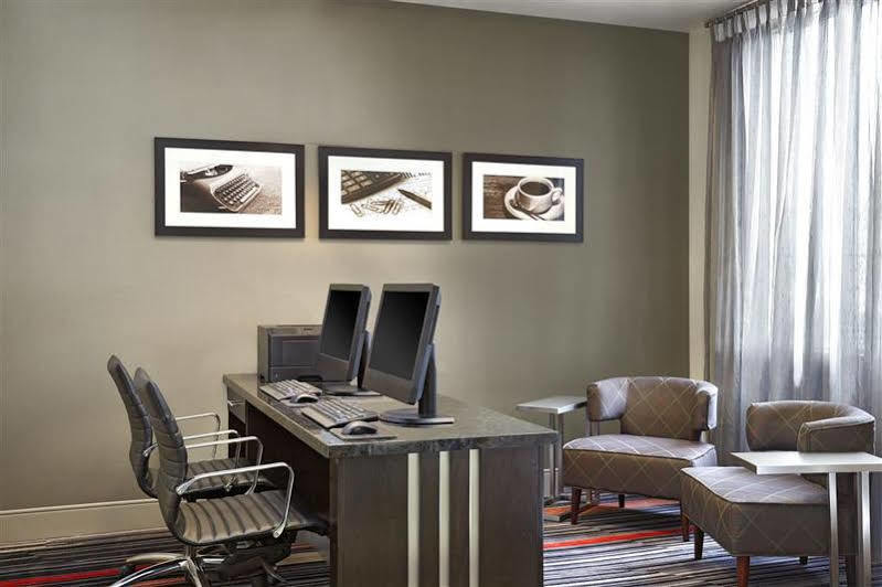 Four Points By Sheraton Kitchener-滑铁卢 外观 照片